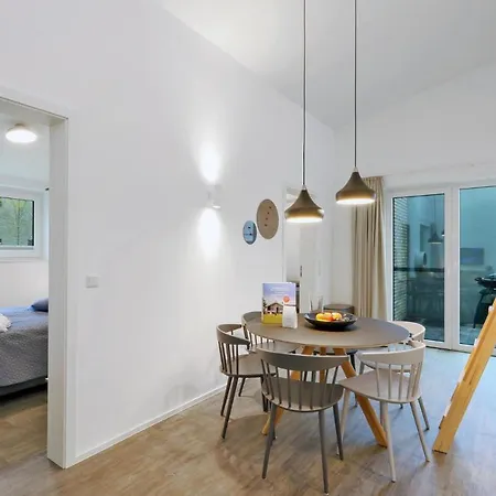 Feriehus 2 Bedroom Front In Lembruch-duemmer *